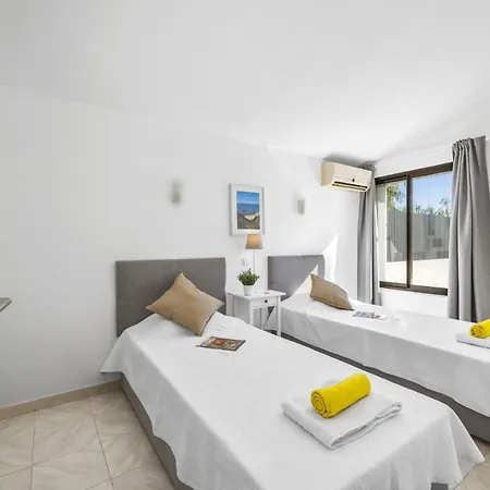 Buganvillea By Villa Albufeira